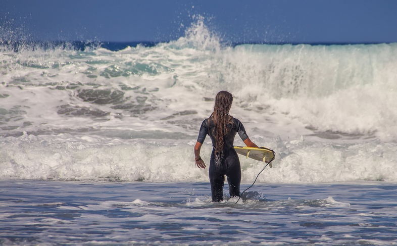 Surfing beach